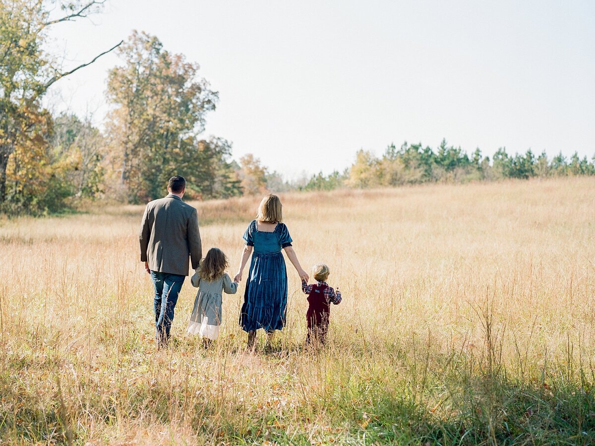 james-monroe-highland-fall-maternity-photos-amy-nicole-photography-0014