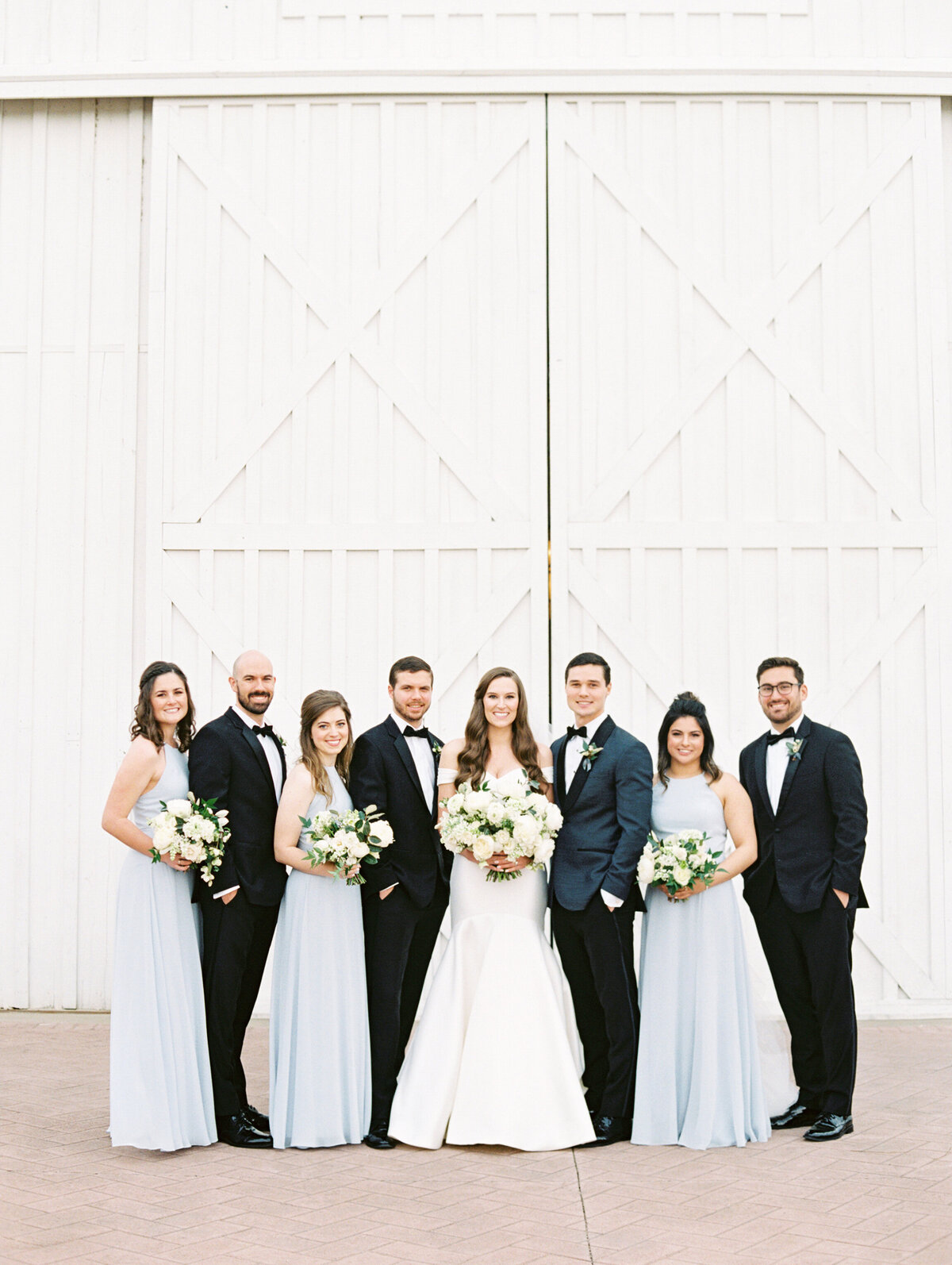 max-owens-design-white-green-flower-wedding-08-bridesmaids-groomsmen