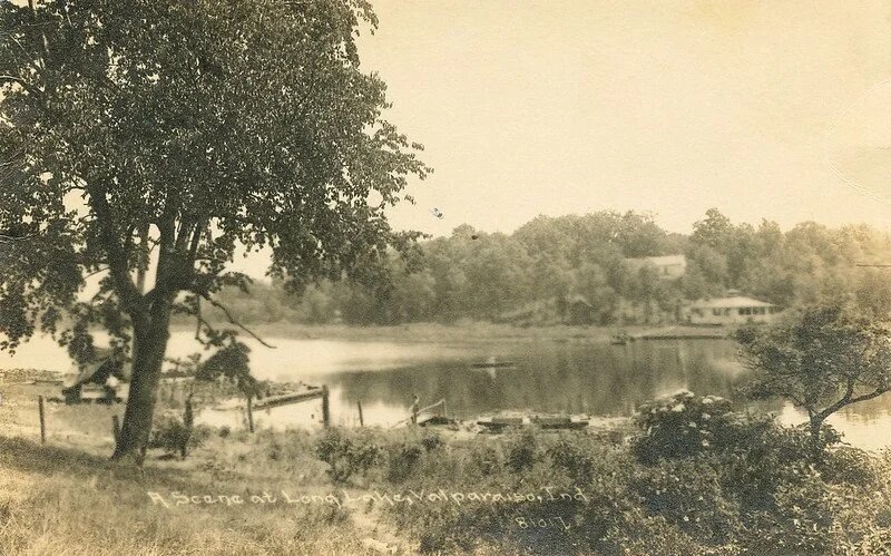 Scene+at+Long+Lake,+circa+1920+-+Valparaiso,+Indiana