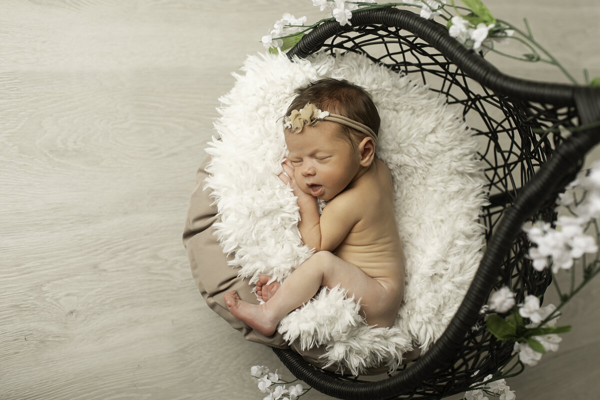 DFW-newborn-photographer-chunky-monkey-23