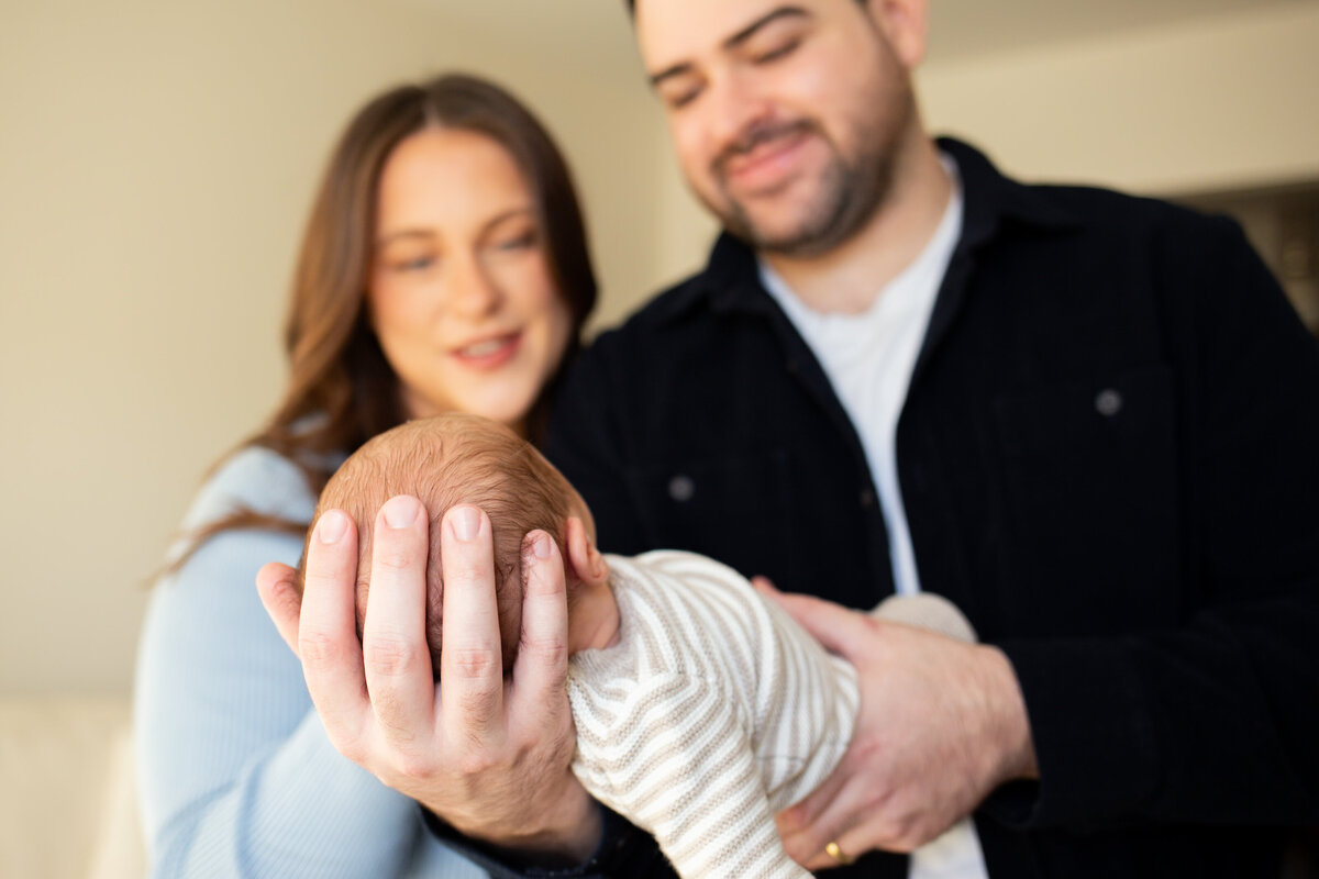 in-home-lifestyle-newborn-session-forest-hills-ny