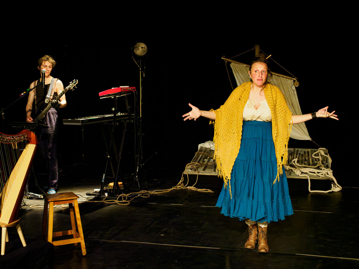 MATTEA Idée originale, interprétation Alexandra Lacour : texte Laura Léoni : mise en scène Sébastien Bonnabel : concept musical et sonore Alexandra Lacour, Ulysse Chaffin_4080037-3-Enhanced-NR