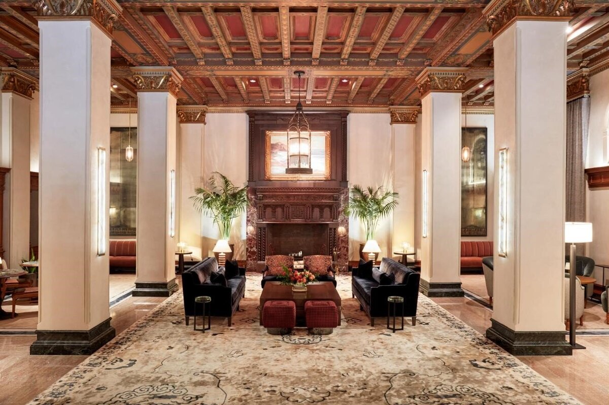 Lobby_01
