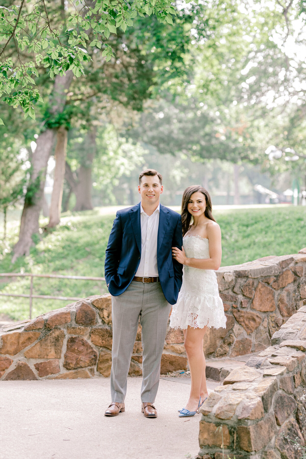 Samantha & Luke's Reverchon Park Engagement Session | Dallas Wedding Photographer | Sami Kathryn Photography-18