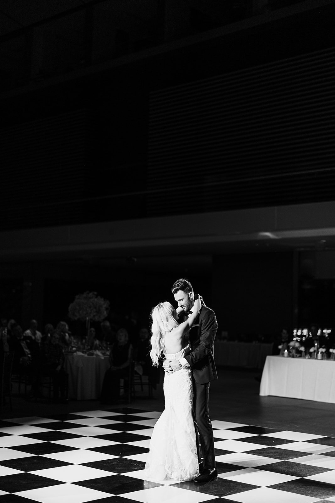 Cleveland Museum of Art Wedding Lindsey Ramdin Best Cleveland Wedding Photographer85