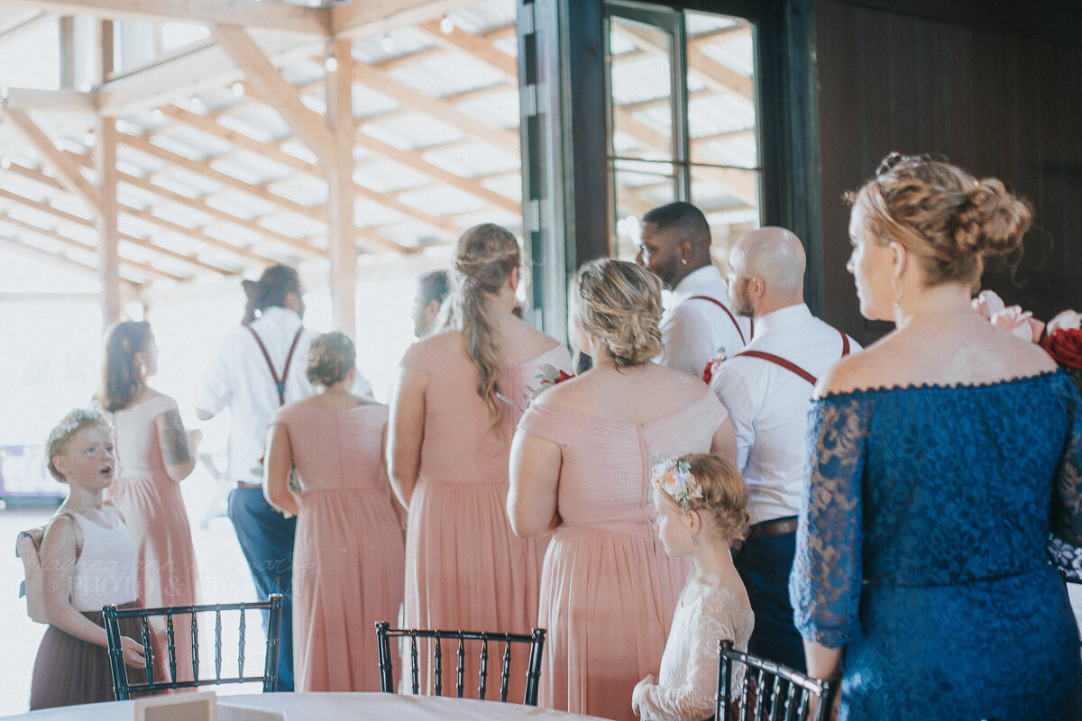 ceremony _ alaynna ann schwartz _ harpors vinyard _ iowa photographer _ playlife photography_0056