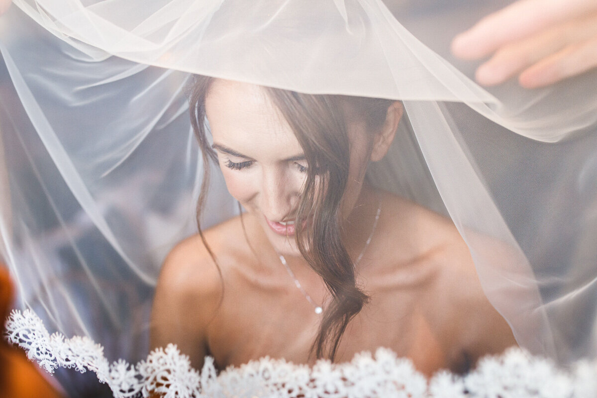 Natural Wedding Photographer Kent_CL charlottesimon The Granary--Hertfordshire-120-1