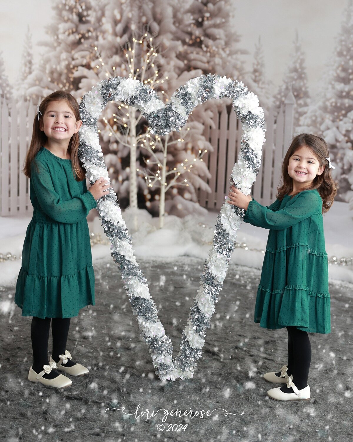 lehigh-valley-photographer-lori-generose-lg-photography-christmas-studio-mini-session-freemansburg-pa