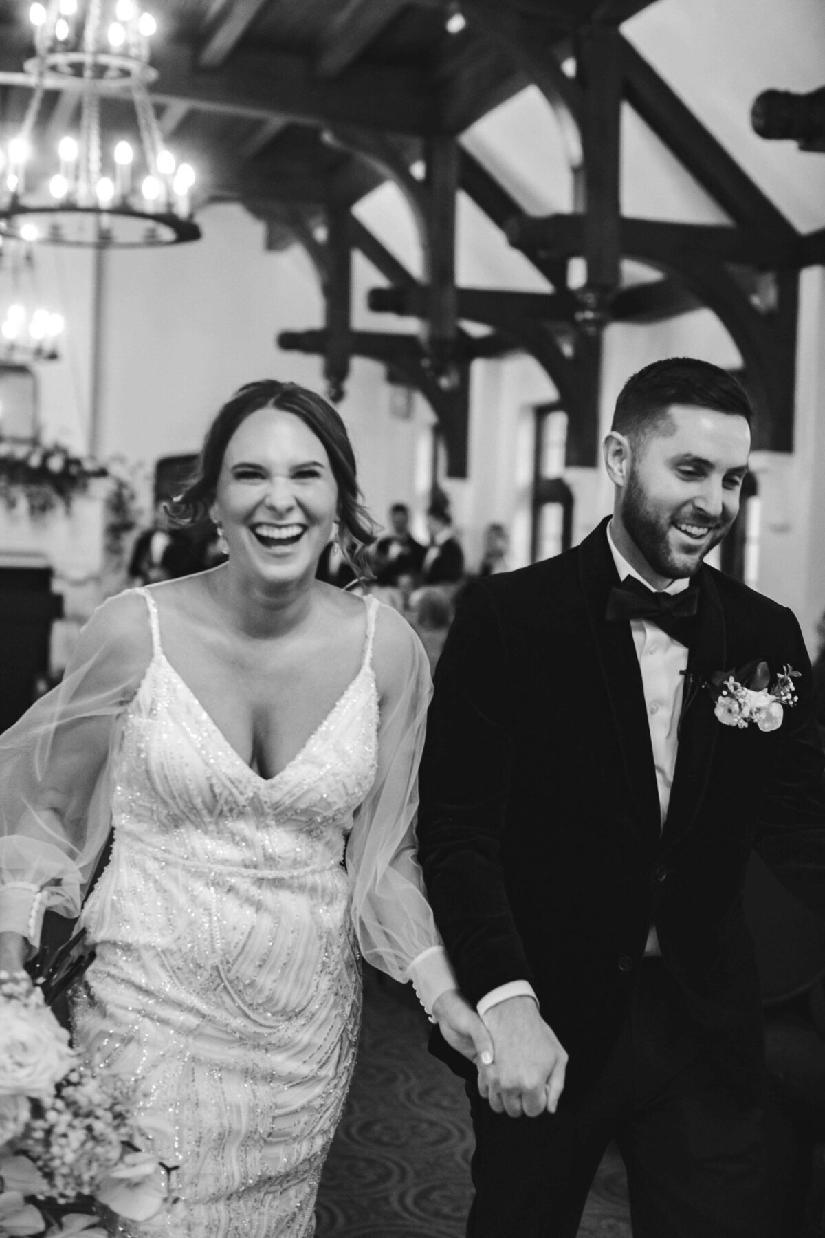 oshkosh-the-howard-nye-wedding-nikki-n-photography-300