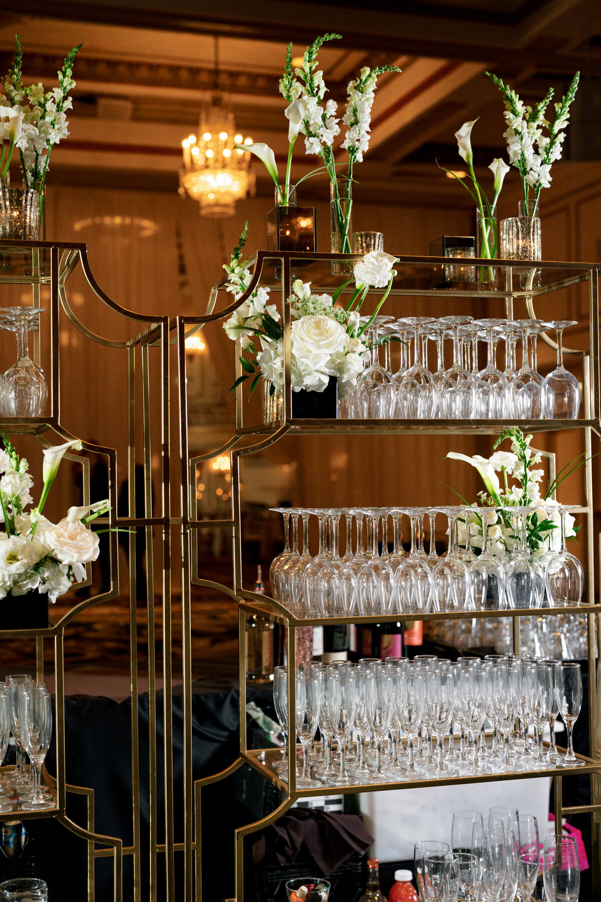 Berlez-Aspen-Avenue-Chicago-Wedding-Photographer-Palmer-House-Celebrate-Planning-Yanni-Design-Dimitra-Shannon-O'Brien-Magazine-Editorial-177
