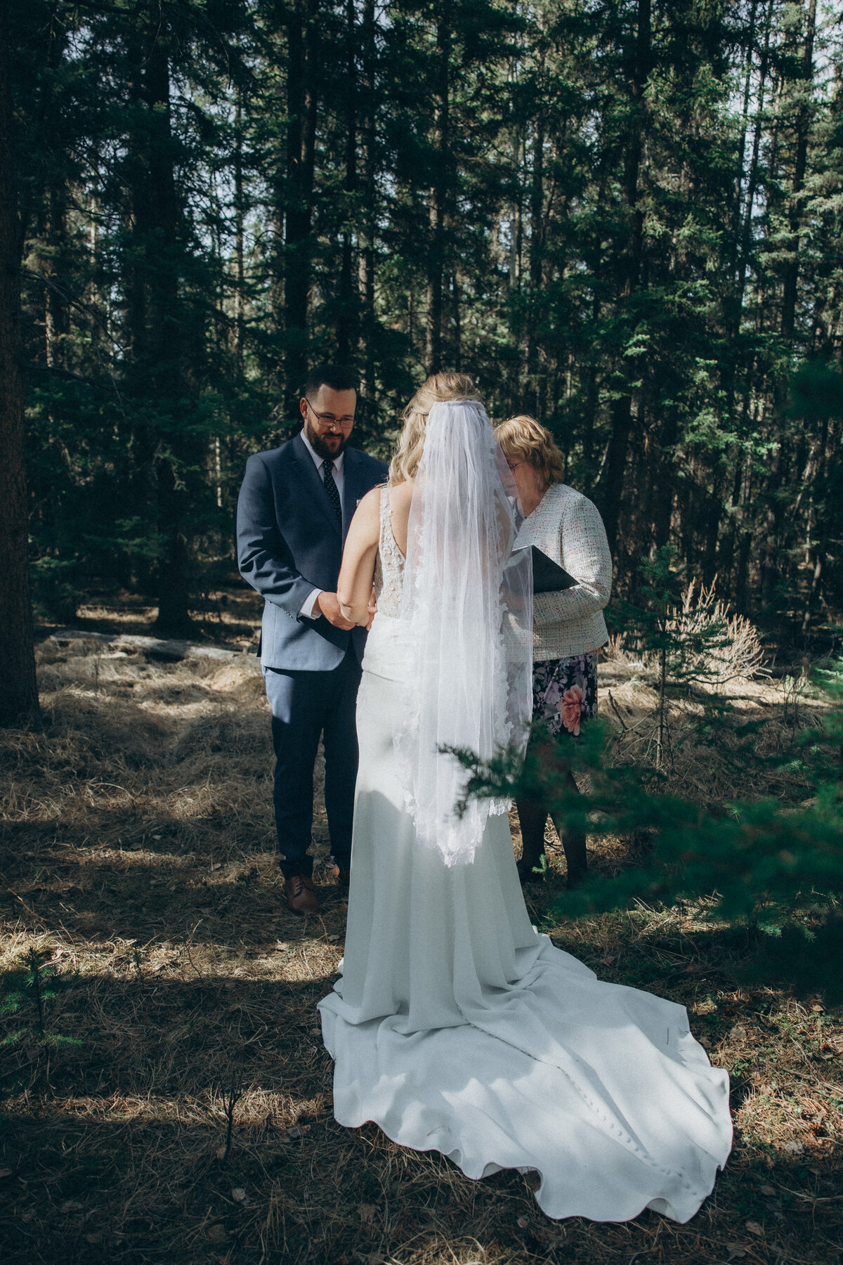 vpc-canmore-spring-elopement-43
