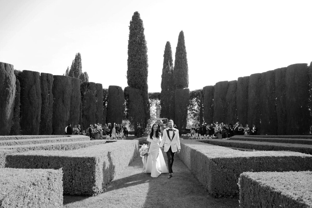 Flora_And_Grace_La_Foce_Tuscany_Editorial_Wedding_Photographer-385
