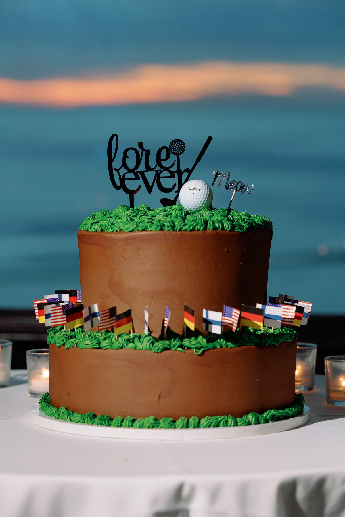 groom cake with a golf ball