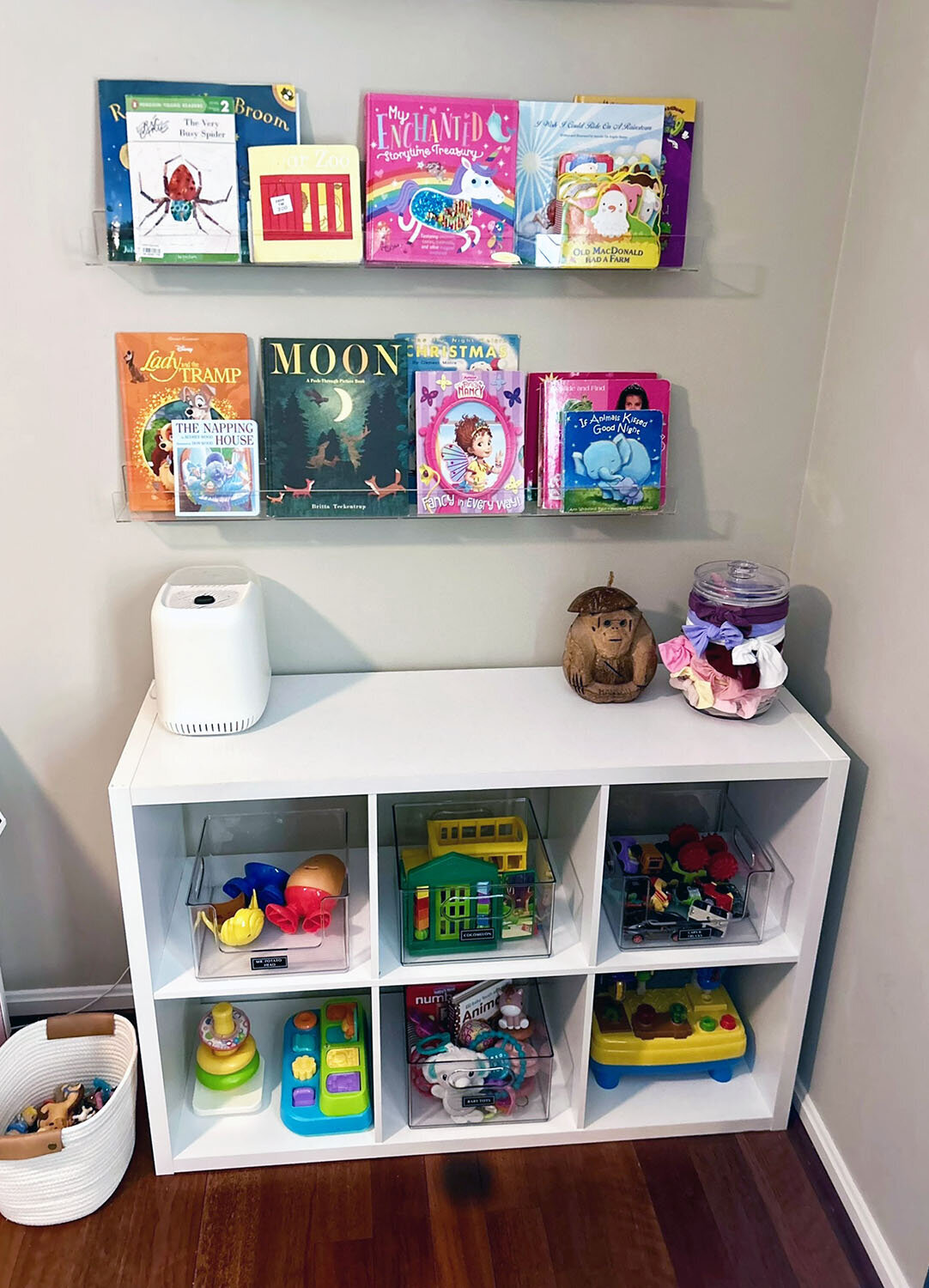 Uncluttered Haven_Mudroom Laundry Organization_6