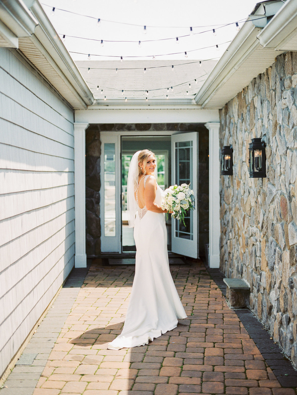 Megan_Harris_Photography_Fine_Art_Silver_Swan_Bayside_Maryland_Wedding_MeganHarris_Blog (66 of 110)
