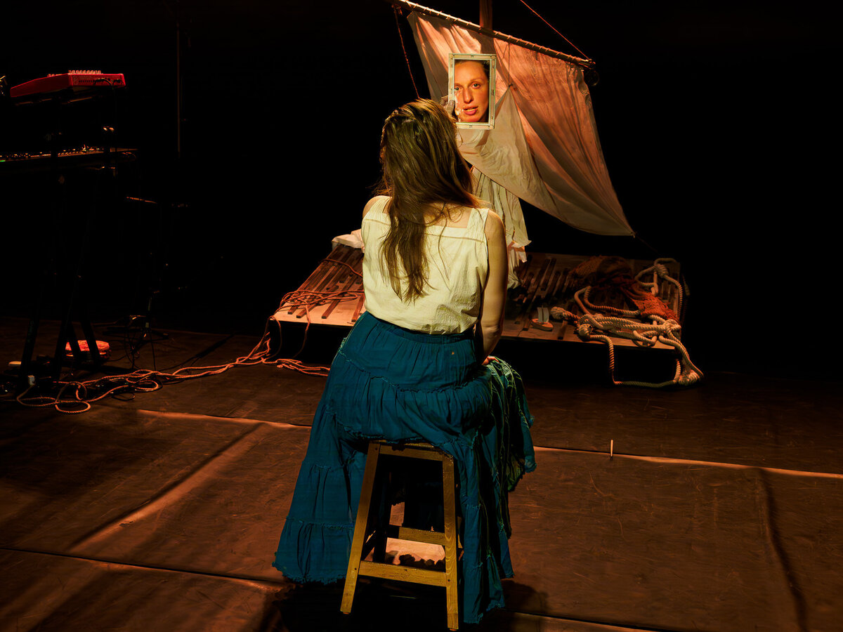 MATTEA Idée originale, interprétation Alexandra Lacour : texte Laura Léoni : mise en scène Sébastien Bonnabel : concept musical et sonore Alexandra Lacour, Ulysse Chaffin_4080105-Enhanced-NR