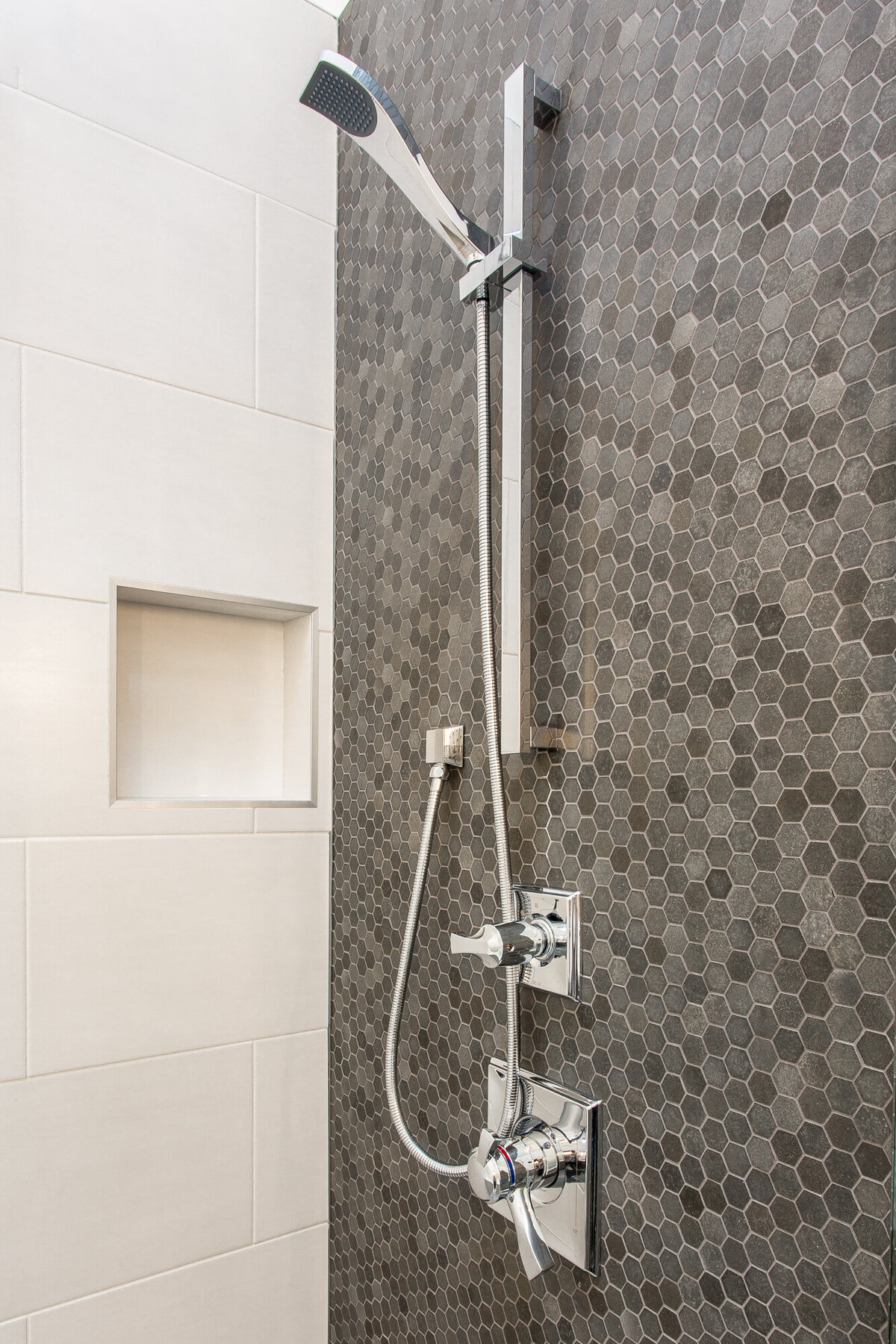 #15 3203 RIDEAU PLACE-16