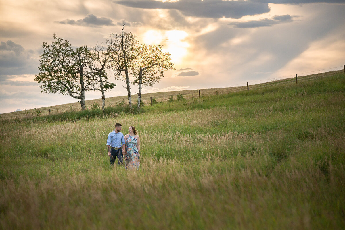 190907_1257-Red-Deer-Engagement-Photographer-Amy_Cheng-Photography