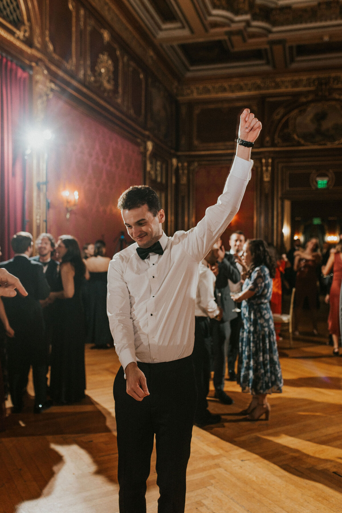 WELLING-FLORES.Wedding.EngineersClub-rcptn-163