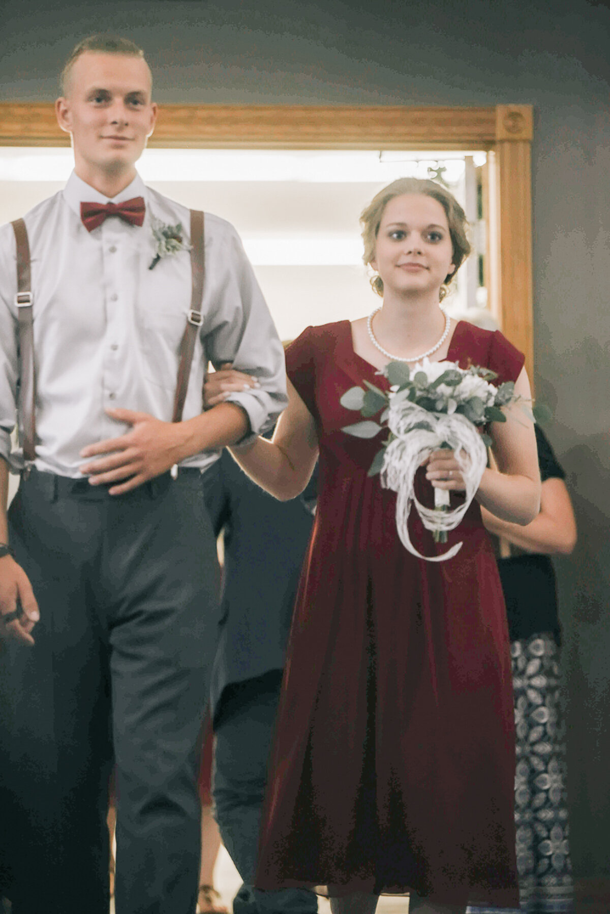 wedding ceremony | Iowa wedding photographer | Iowa Photographer | Playlife | Cedar Rapids | Iowa City | Kalona | Alaynna Ann Schwartz-39
