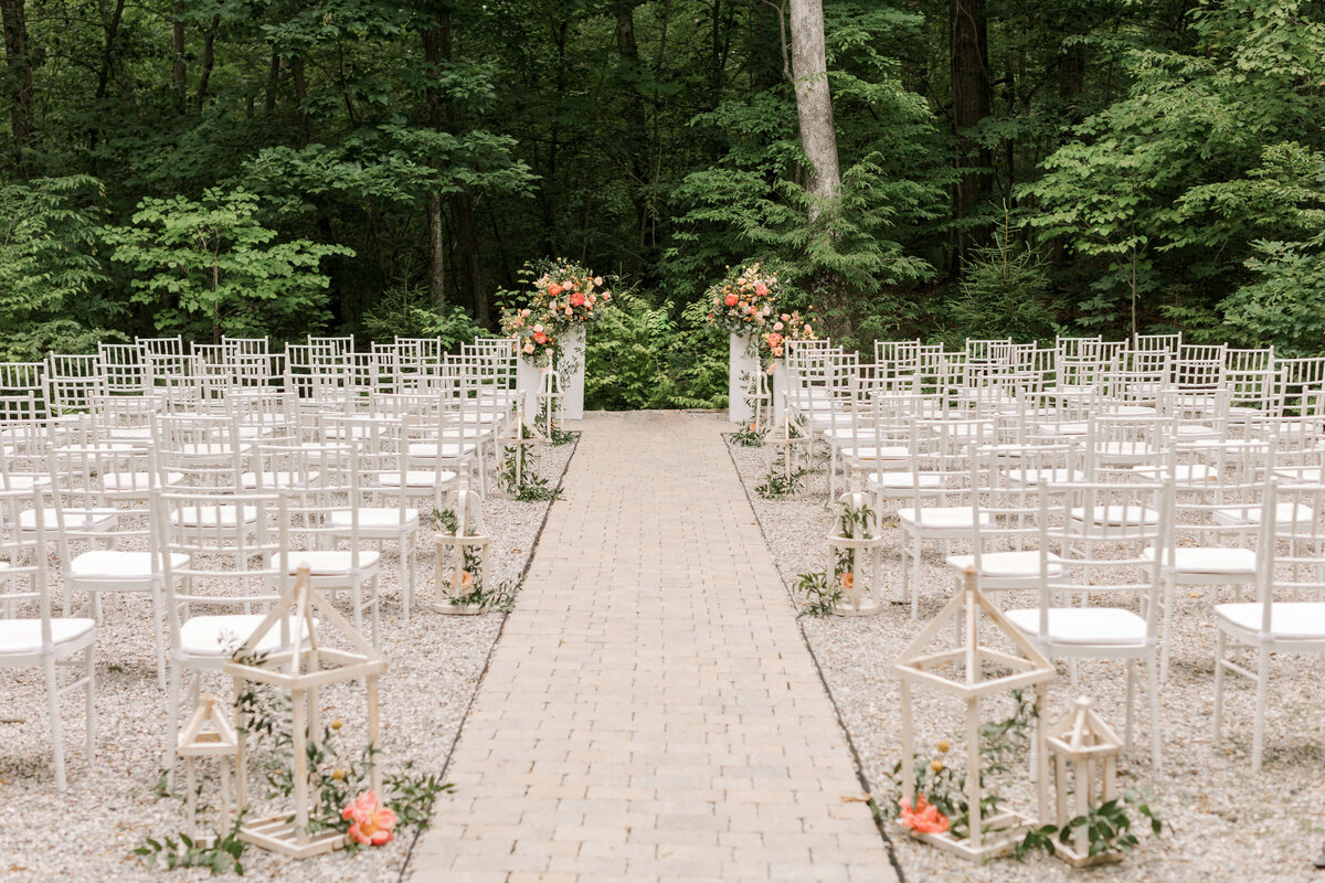 Chatfield Hollow Inn Wedding CT Pearl Weddings And Events (9)