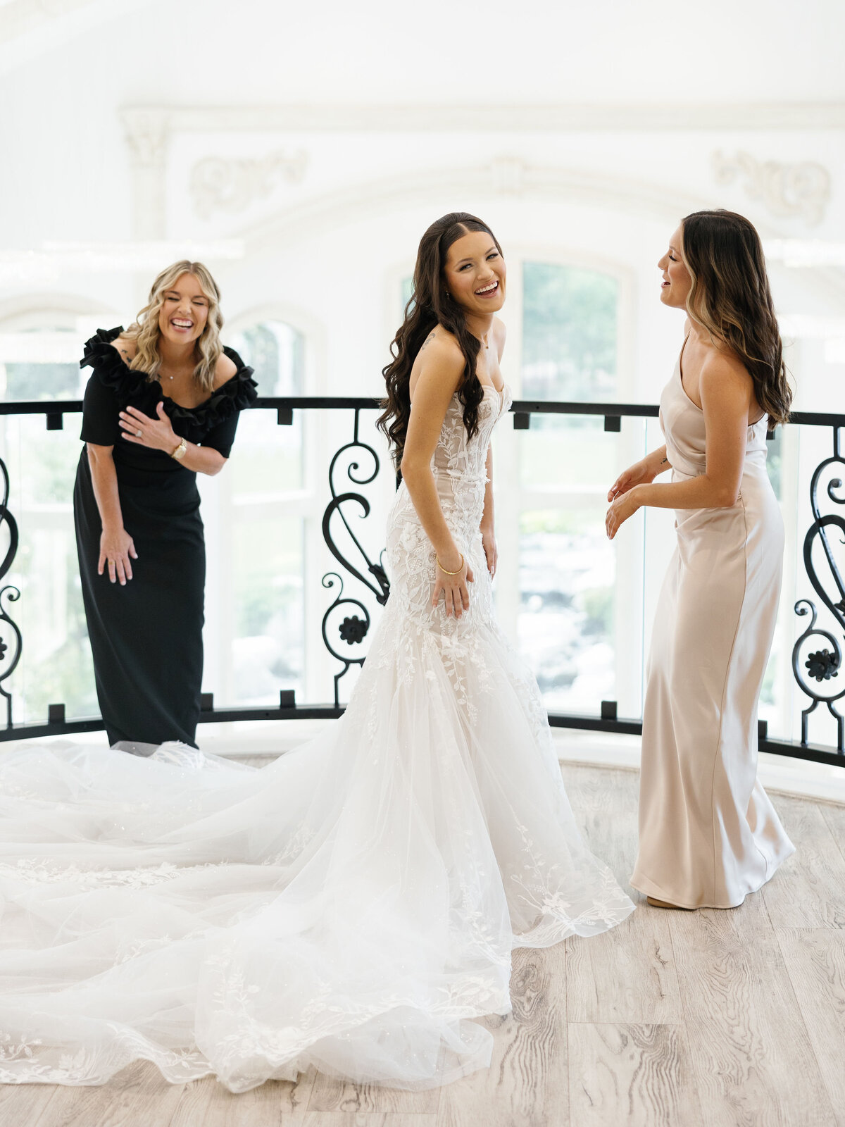 MS-C+L-Wedding-Details+GettingReady-80