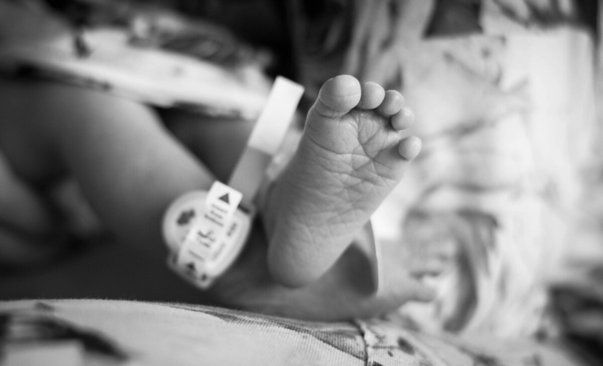 birth photographer, birth photographer dayton, birth photos, birth photography, dayton birth photography, newborn sessions, newborn photographer, newborn photographer dayton
