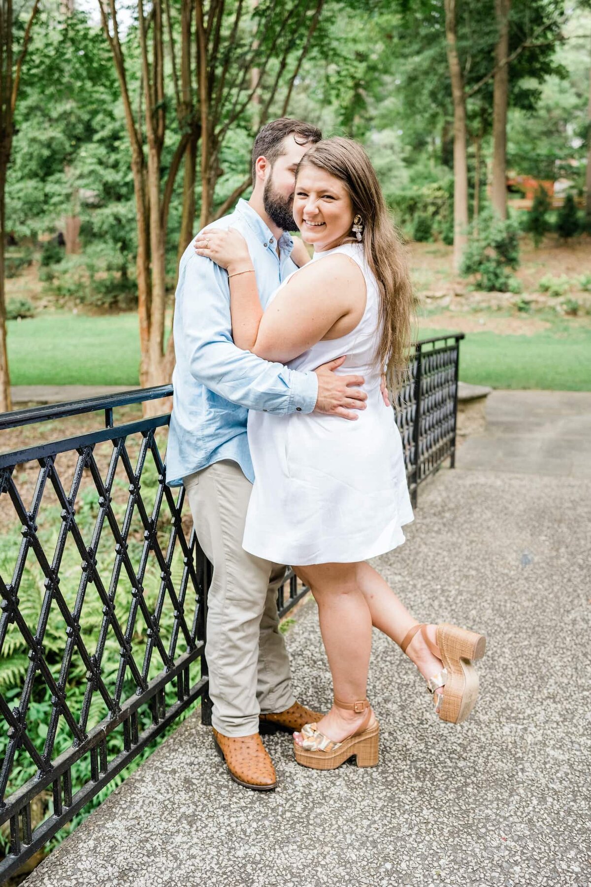 Elli-Row-Photography-CatorWoolford-Gardens-Engagement_3153