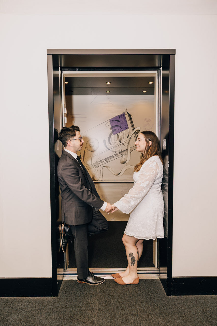 Frist-Museum-Downtown-Nashville-Engagement-Session-45