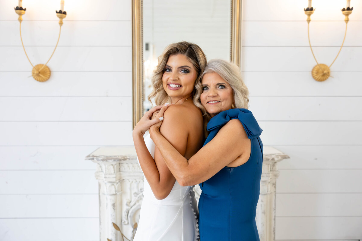 Savannah&Austin_Sneak Peek-6