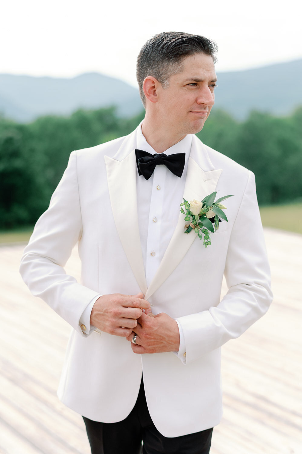 Stowe-Vermont-Wedding-Trapp-Family Lodge-coryn-kiefer-photography-37