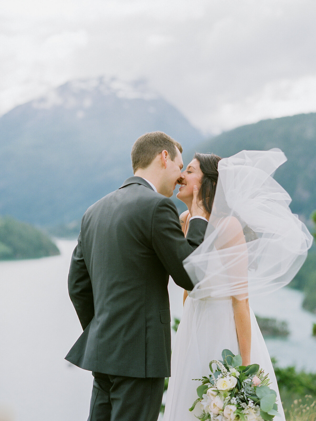 158234RLbo062508-R6-089-2