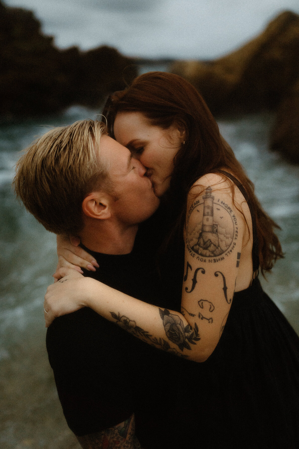 emma+josh_DominiqueMacPhoto200