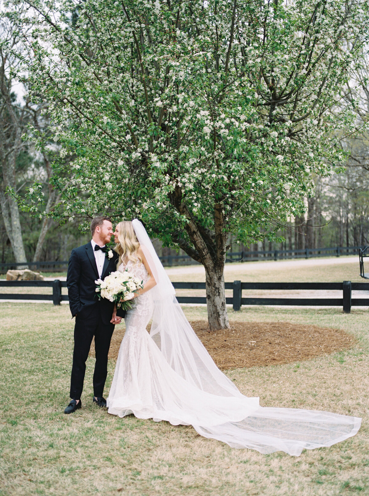 Lizzie Baker Photo _ Annie & Zach Wedding _ 4.2.22 _ FILM _ Atlanta Wedding Photographer _ Atlanta Film Photographer-51