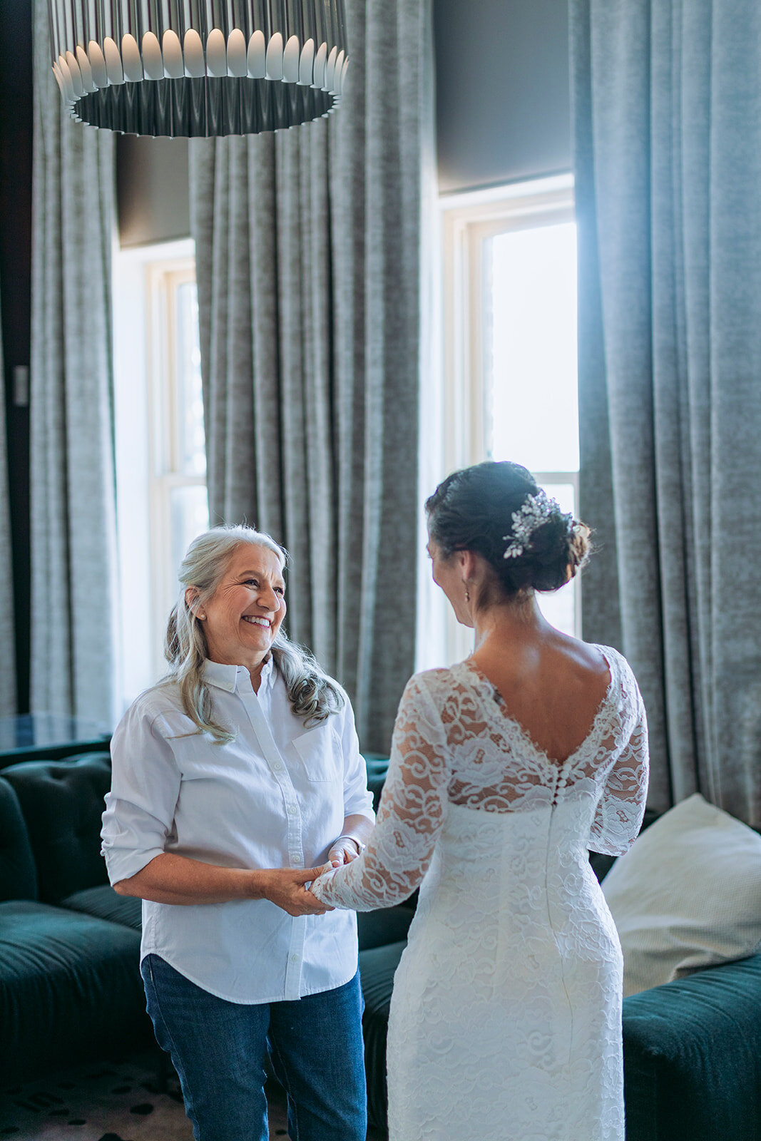 reTheBurrowWeddingPhotography-472