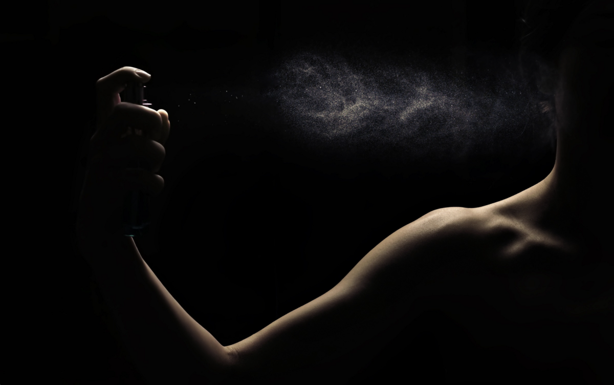 When you buy a fragrance from INDIEHOUSE online that is over $149, you will receive a sample of that fragrance.  If you dont love it, you can returned the unopened package for an exchange.  See website for details.