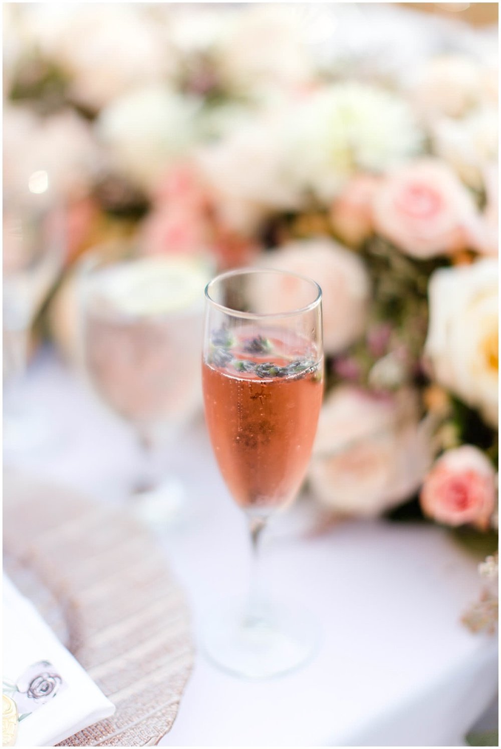 Summer-Outdoor-Terrace-Laurel-Hall-Indianapolis-Wedding-Danielle-Harris-Photography- Jessica-Dum-Wedding-Coordination-photo__0024