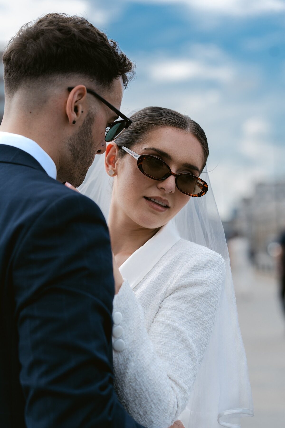 timeless-romantic-luxury-wedding-bride-london-londonbridge-portrait-photography