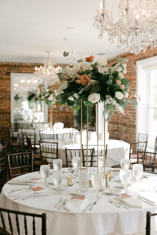 A-1259_websizeTimelessweddingflorals