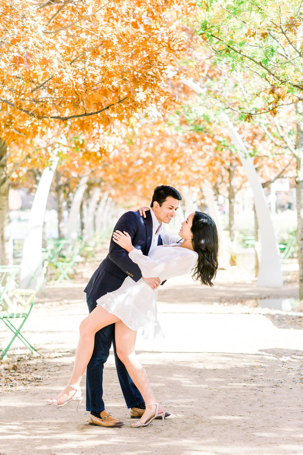 Josephine&MarkDallasArtDistrictTexasEngagement18