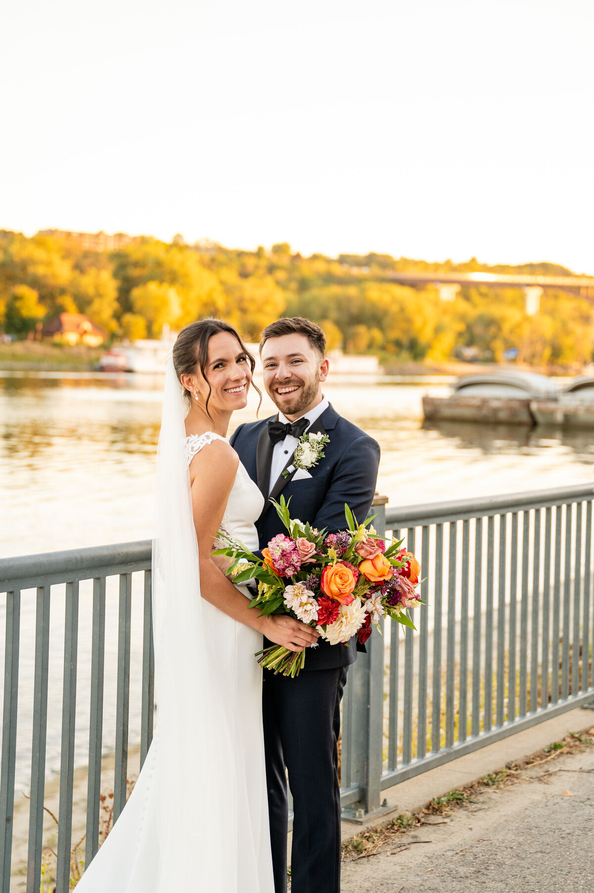 elizabeth-andrew-st-thomas-more-catholic-wedding-photo-34