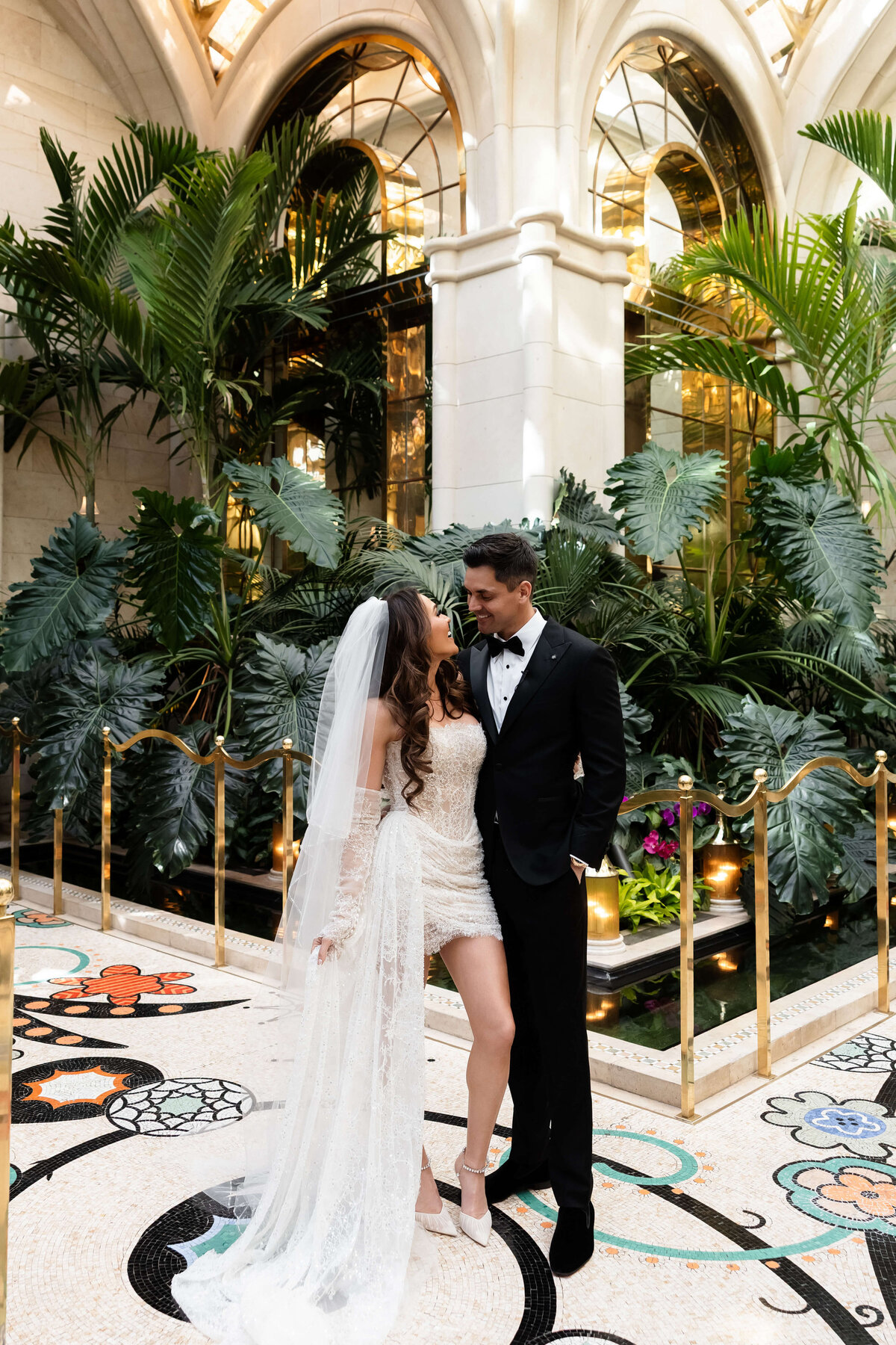 34riskyexposure_alexis-tyler_las-vegas-elopement-photography