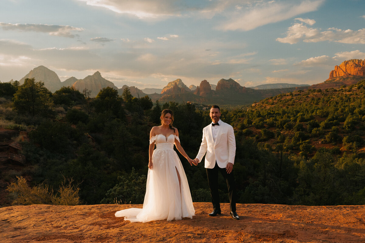 Sarah Folkers Photo Sedona Elopement Micro Wedding-32