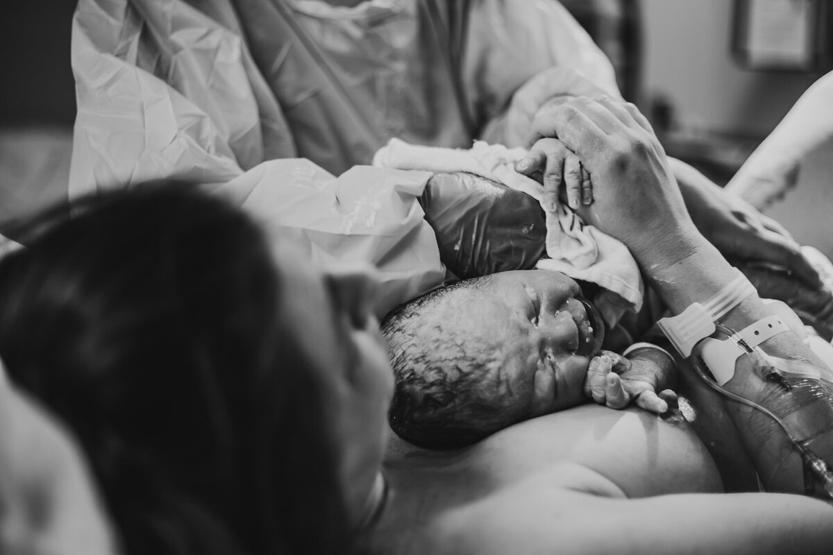 best birth photography near me, NW Arkansas birth photography services, NWA motherhood photography