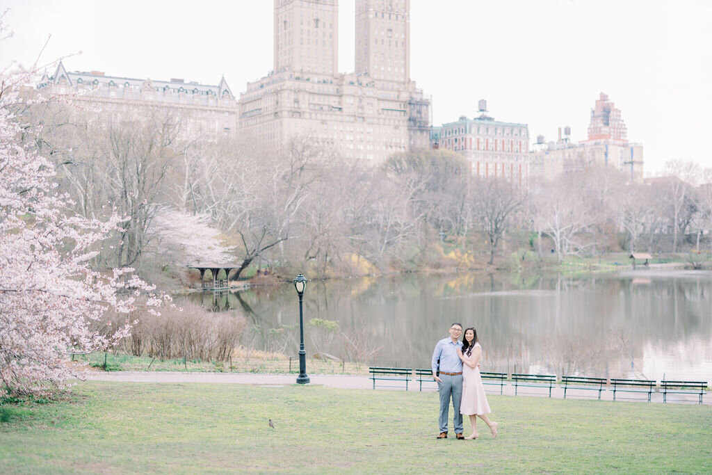 Central Park Cherry Blossom Engagement session 1096