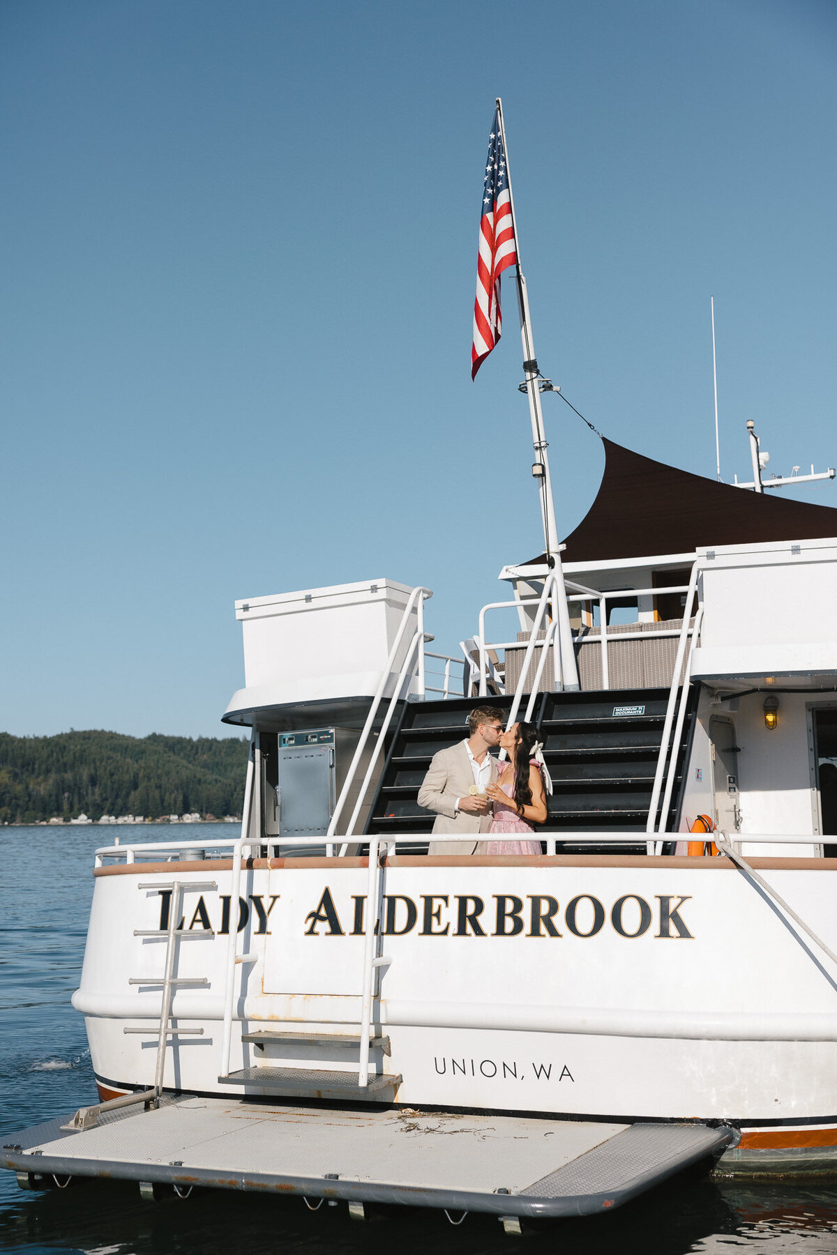 AlderbrookResort_RehearsalDinner_LadyAlderbrook_SarahAnneThompson_0014