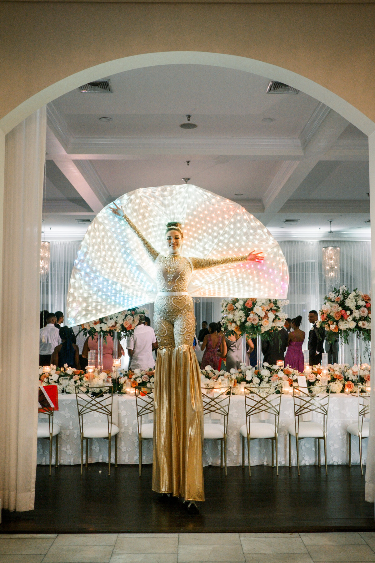 Entertainment-for-wedding-stilt-walker-newport-ri-sarah-brehant-events