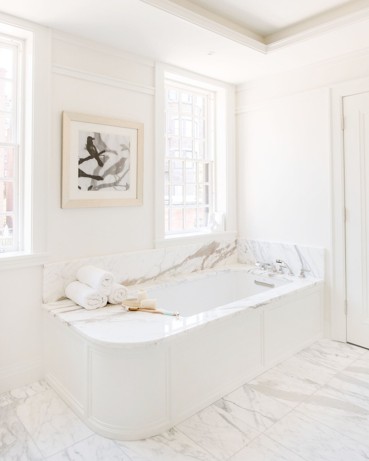 beacon-hill-marble-bathroom-soaking-tub