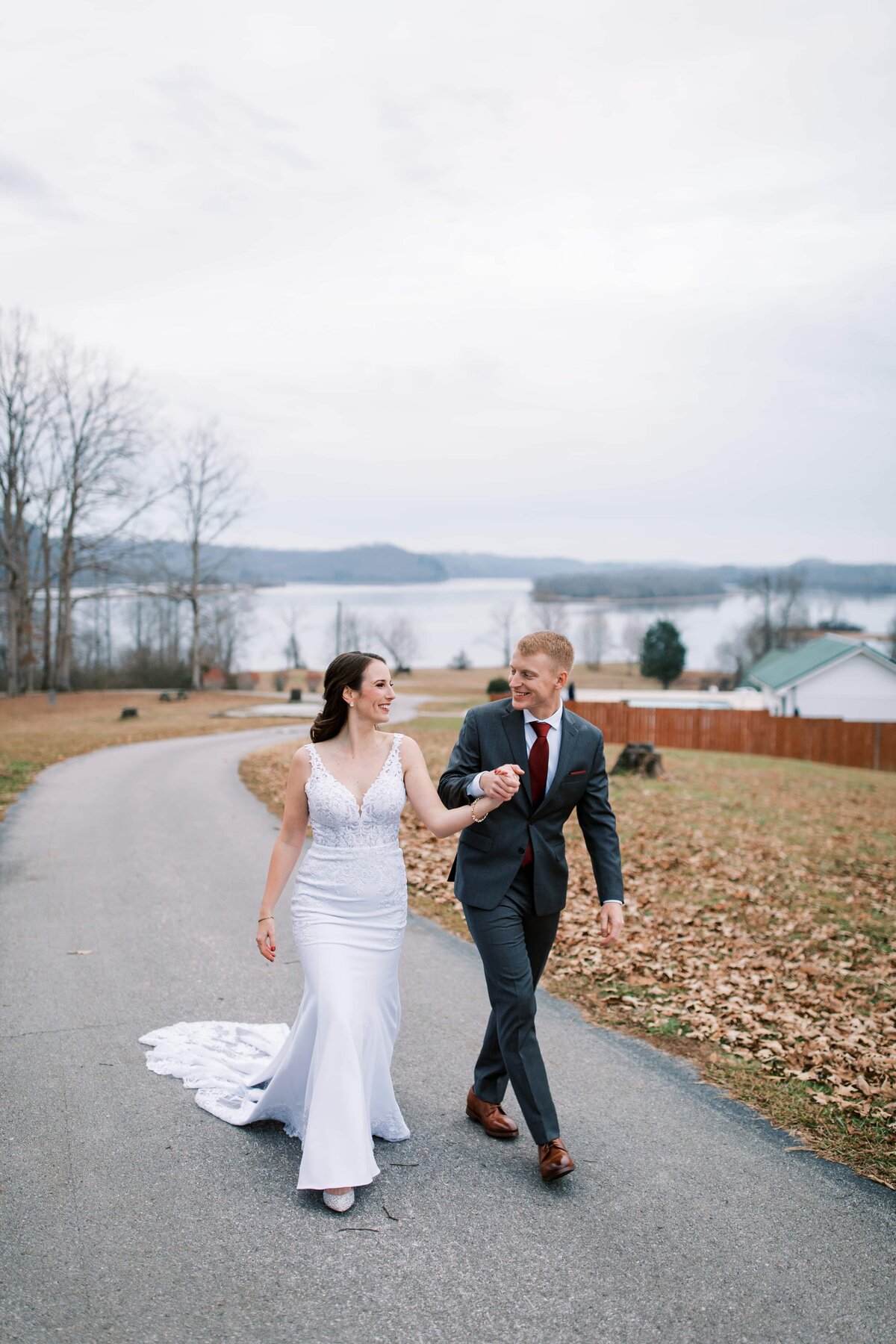Danielle-Defayette-Photography-Whitestone-Country-Inn-Knoxville-Wedding-2020-416_1