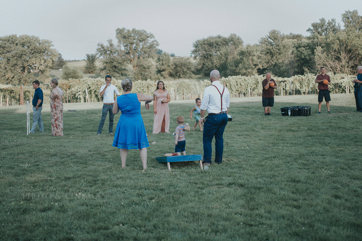 reception _ alaynna ann schwartz _ harpors vinyard _ iowa photographer _ playlife photography_0554
